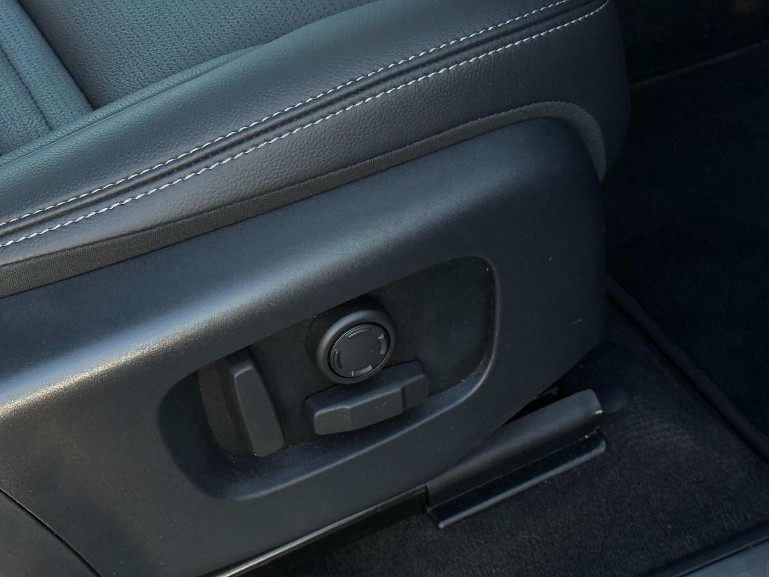 Used Land Rover Discovery Sport 2025 for sale - 76913937: Photo 40