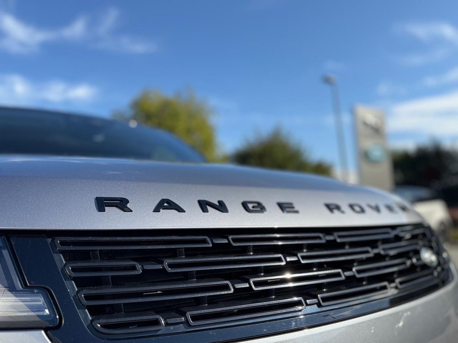 Used Land Rover Range Rover Sport 2024 for sale - 76856049: Photo 13