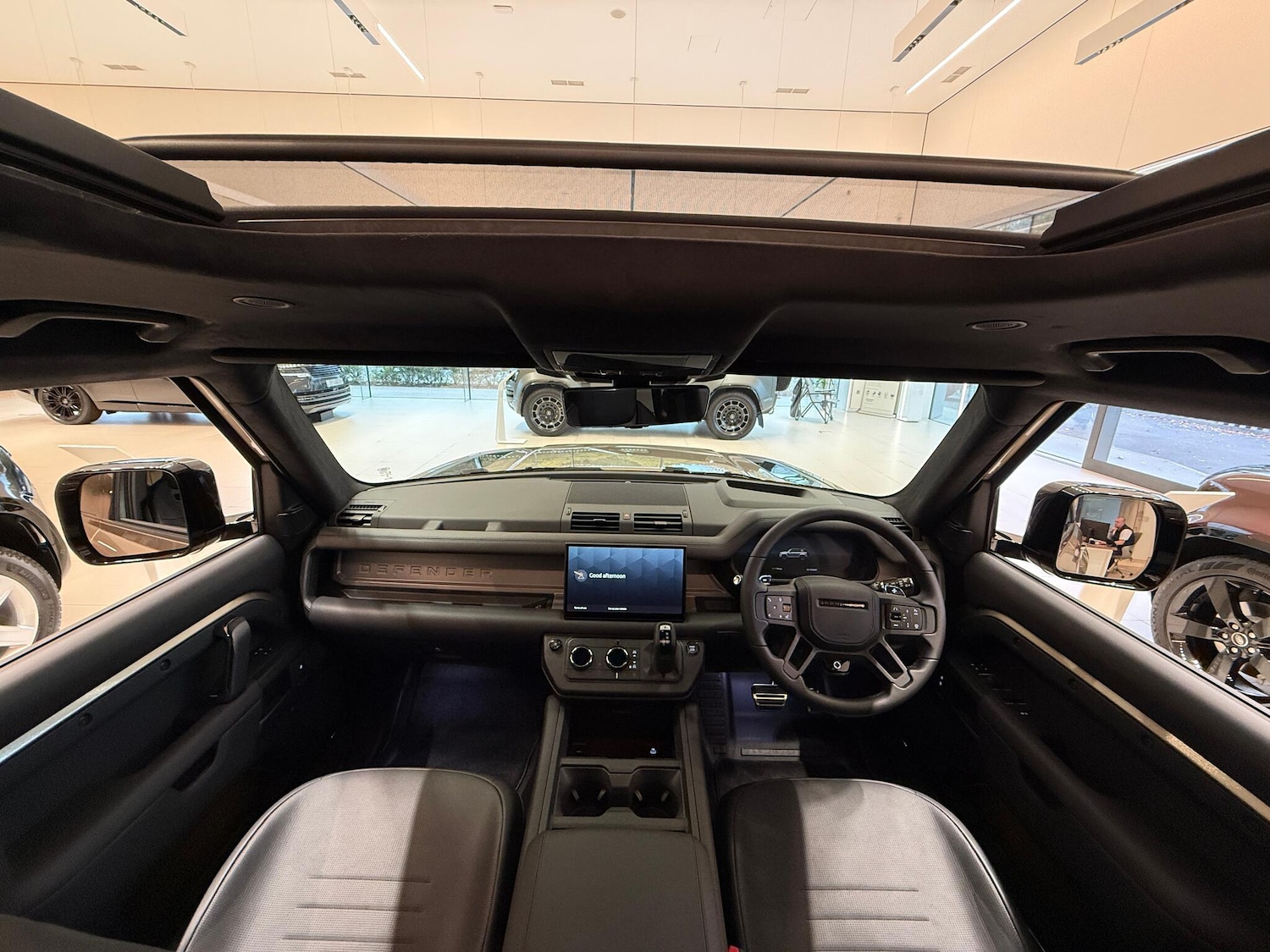 Used Land Rover Defender 110 for sale - 77255339: Photo 4