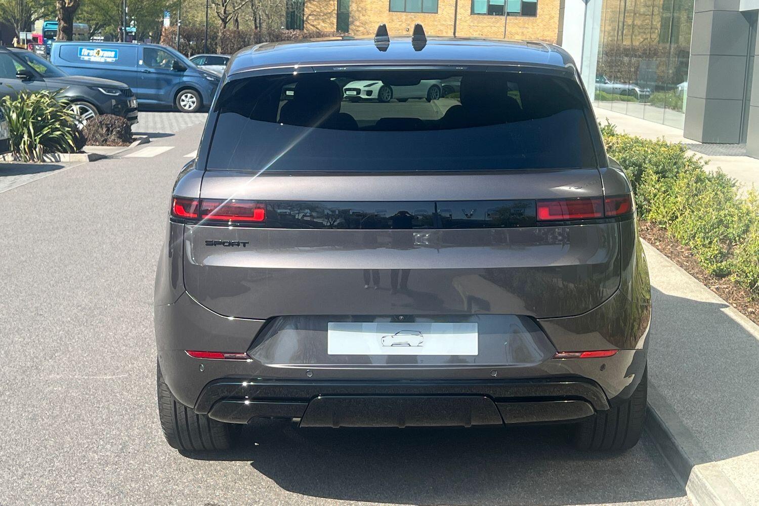 Used Land Rover Range Rover Sport 2025 for sale - 76215443: Photo 11