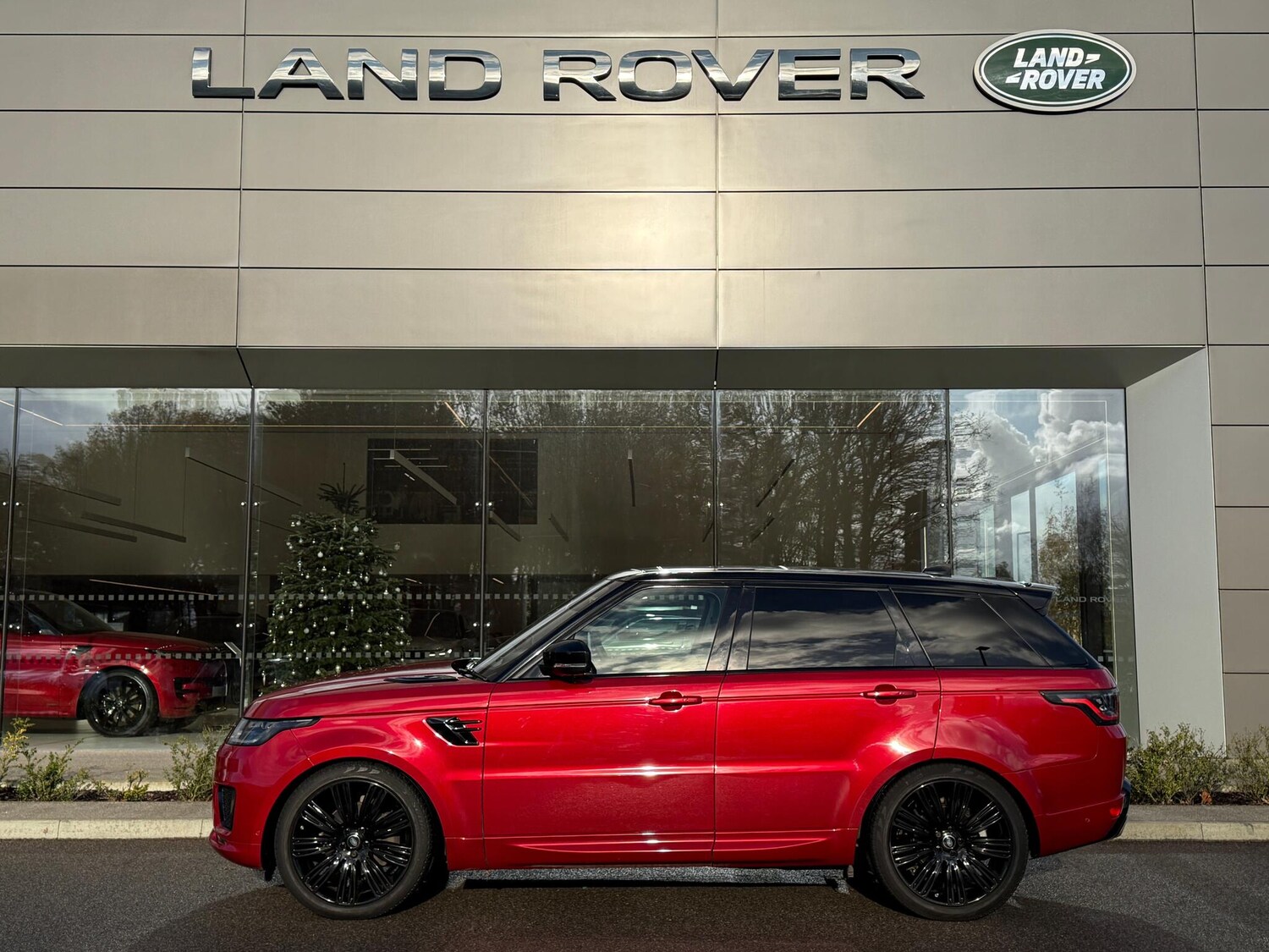 Used Land Rover Range Rover Sport 2019 for sale - 76765590: Photo 12