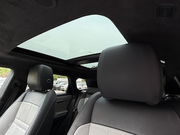 Used Land Rover Range Rover Evoque 2022 for sale - 75578277: Photo
