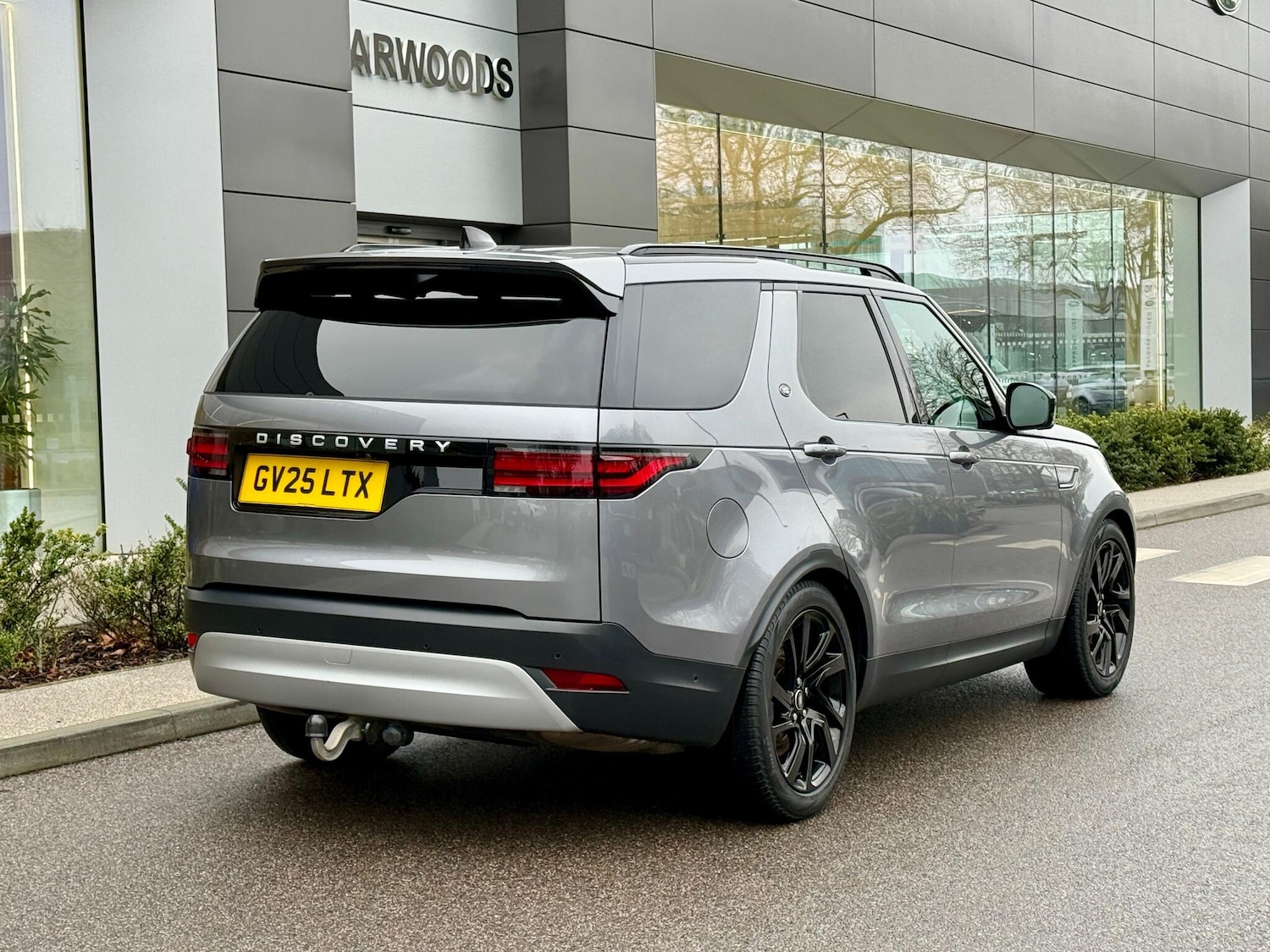 Used Land Rover Discovery 2025 for sale - 77266613: Photo 12