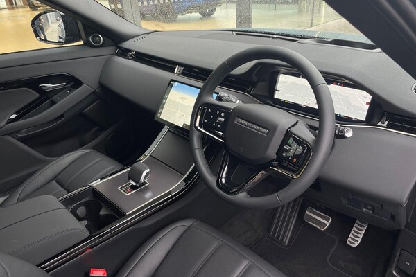 Used Land Rover Range Rover Evoque 2025 for sale - 76214613: Photo 32