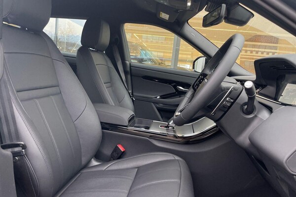 Used Land Rover Range Rover Evoque 2025 for sale - 76214613: Photo 34