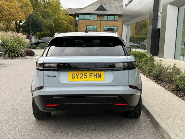 Used Land Rover Range Rover Velar 2025 for sale - 76294510: Photo 17