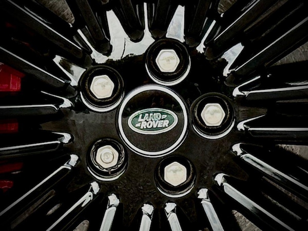 Used Land Rover Range Rover Velar 2025 for sale - 76294510: Photo 22