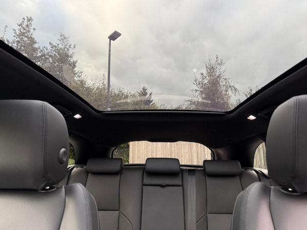 Used Land Rover Range Rover Velar 2025 for sale - 76294510: Photo 29