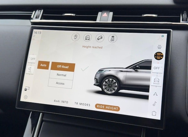 Used Land Rover Range Rover Velar 2025 for sale - 76294510: Photo 3