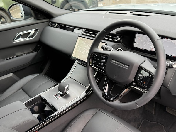 Used Land Rover Range Rover Velar 2025 for sale - 76294510: Photo 46