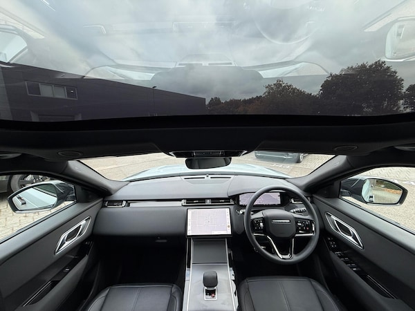 Used Land Rover Range Rover Velar 2025 for sale - 76294510: Photo 5