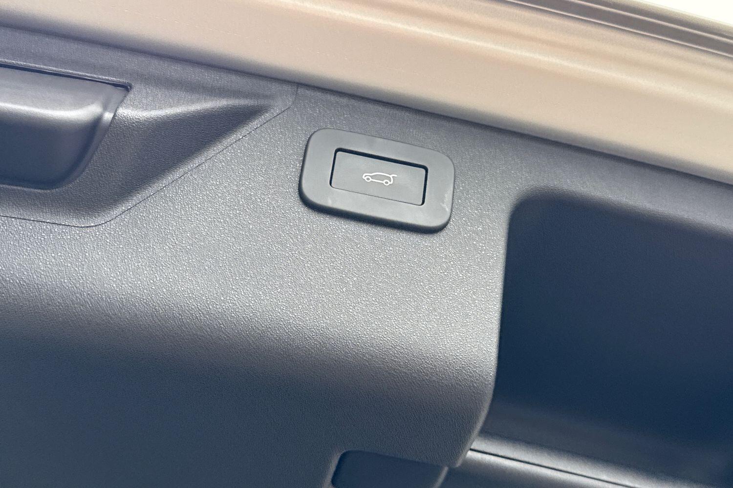 Used Land Rover Discovery Sport 2025 for sale - 76952487: Photo 17