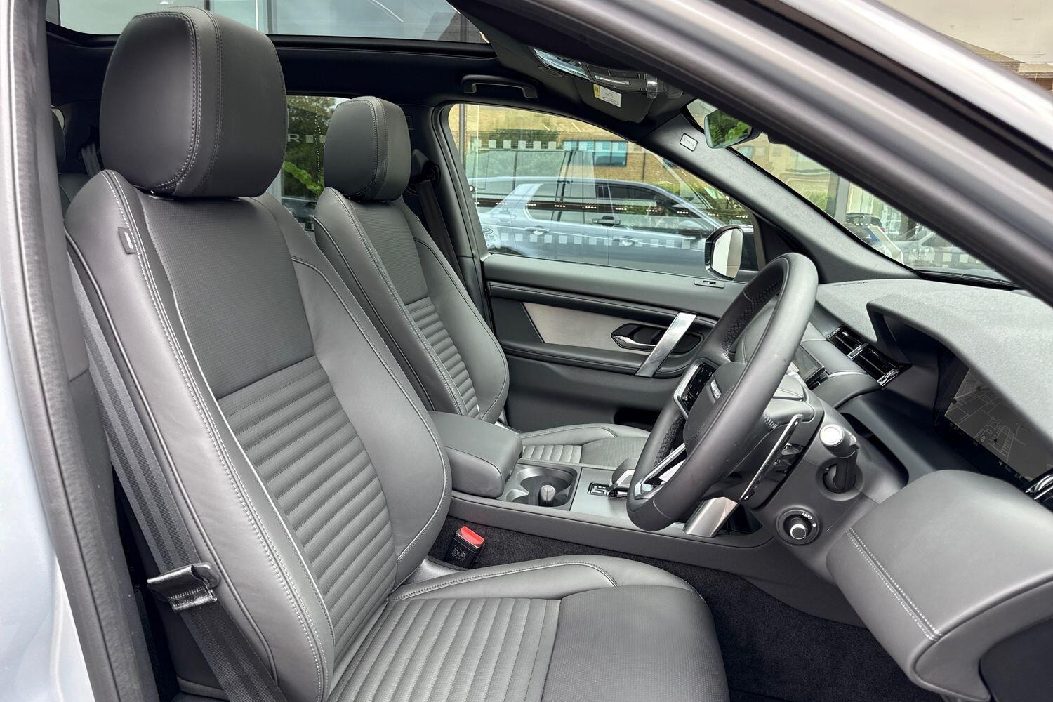 Used Land Rover Discovery Sport 2025 for sale - 76952487: Photo 22