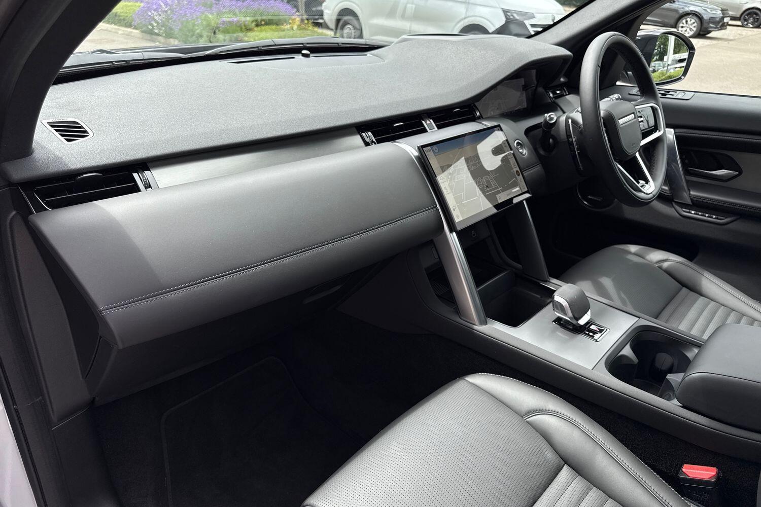 Used Land Rover Discovery Sport 2025 for sale - 76952487: Photo 24