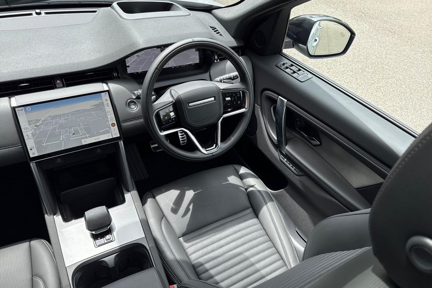 Used Land Rover Discovery Sport 2025 for sale - 76952487: Photo 31