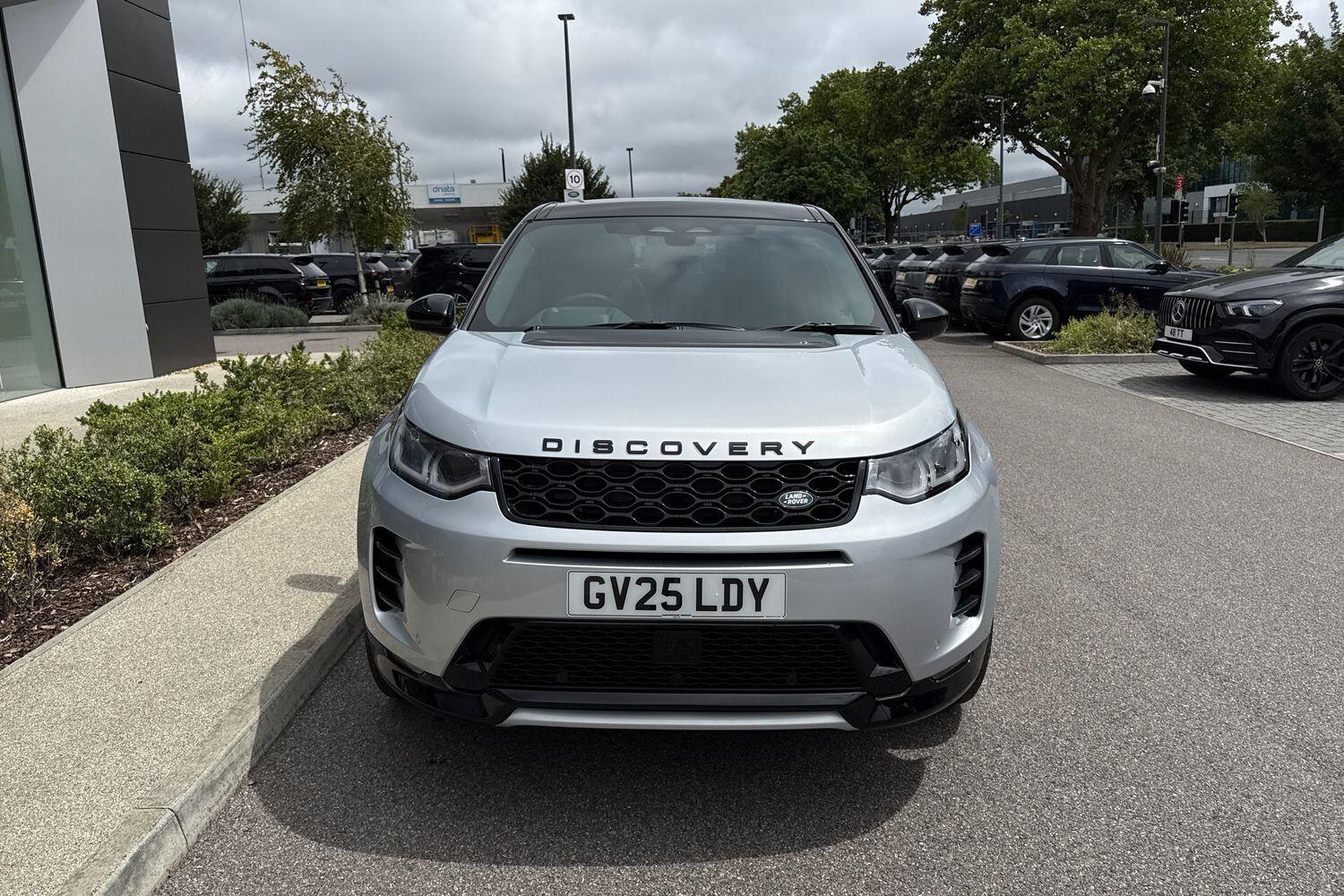 Used Land Rover Discovery Sport 2025 for sale - 76952487: Photo 9