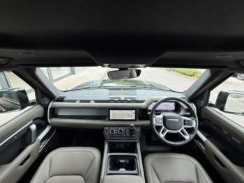Used Land Rover Defender 90 2024 for sale - 75279207: Photo