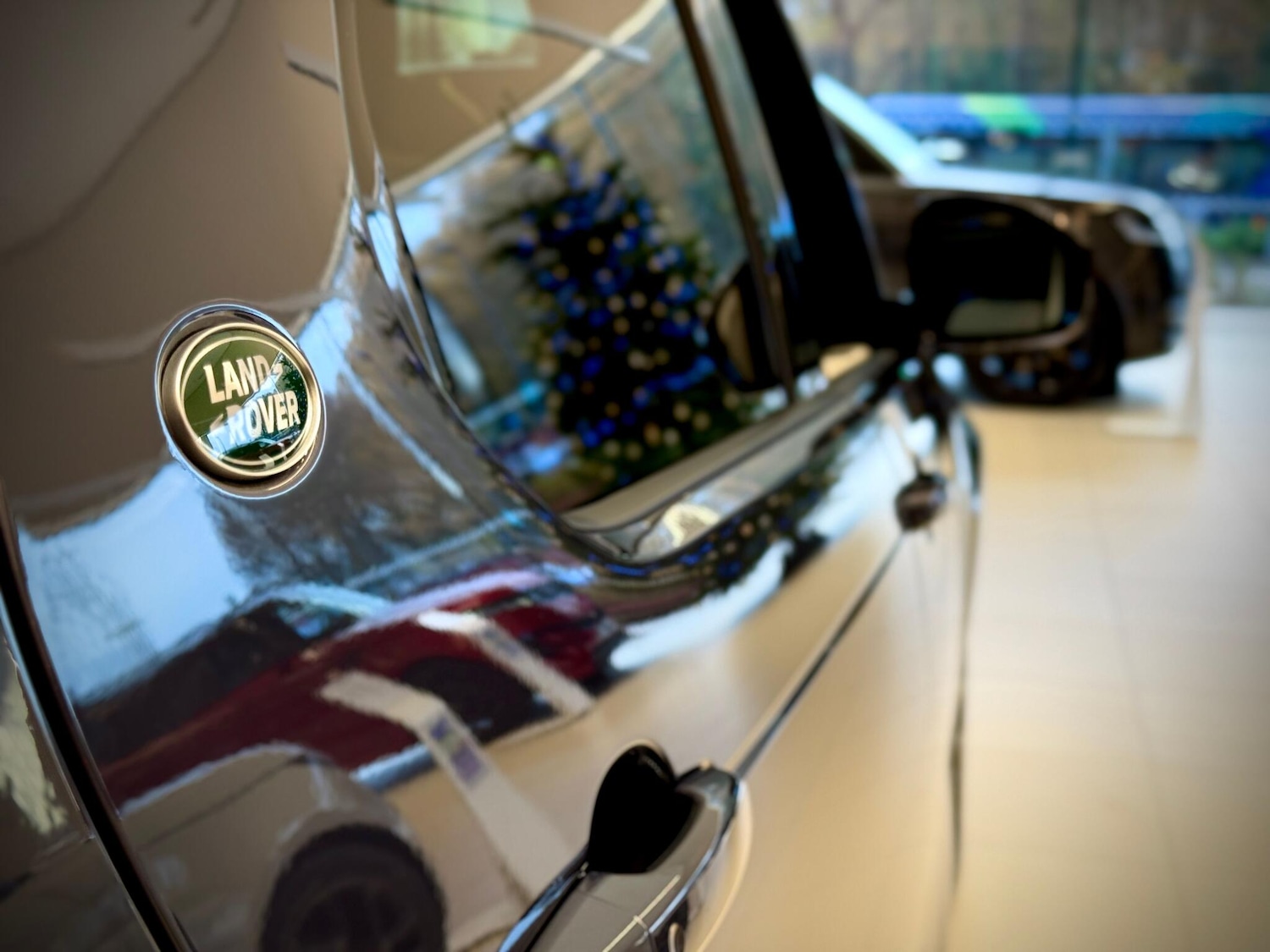 Used Land Rover Discovery 2025 for sale - 77098097: Photo 13