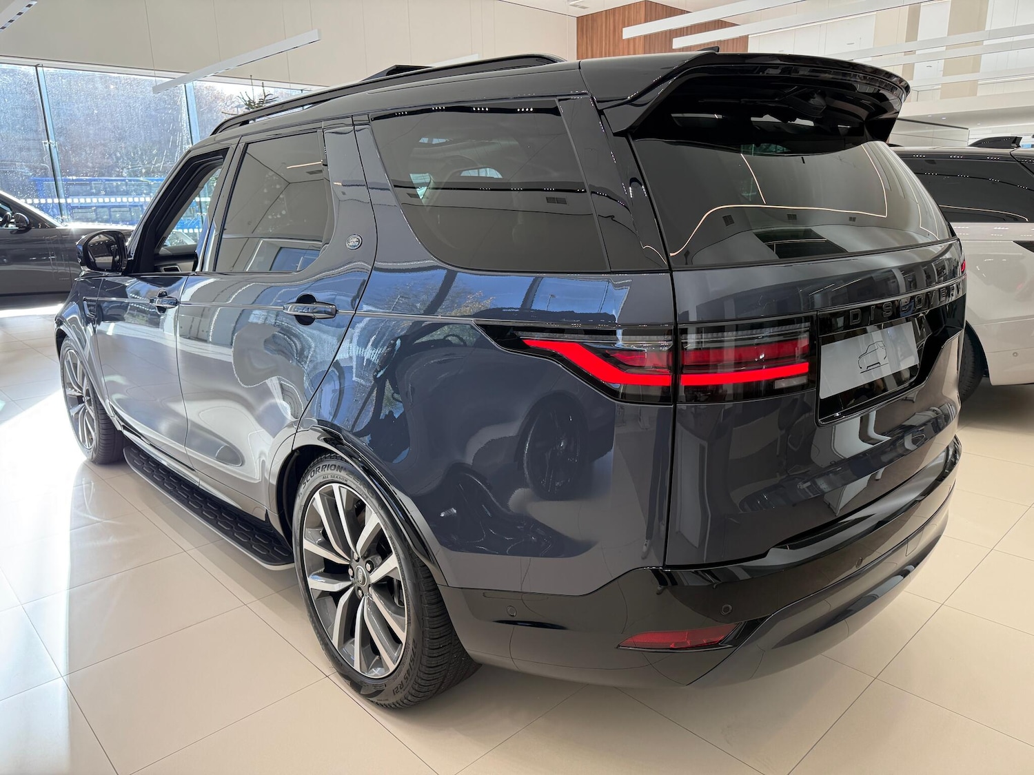 Used Land Rover Discovery 2025 for sale - 77098097: Photo 19