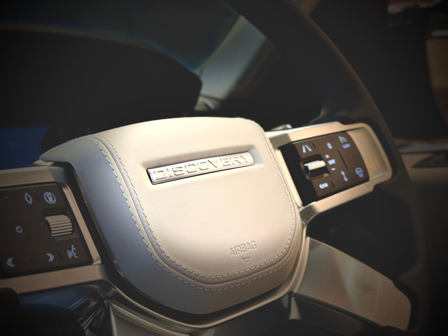 Used Land Rover Discovery 2025 for sale - 77098097: Photo 27