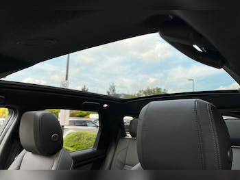 Used Land Rover Discovery Sport 2025 for sale - 75977353: Photo