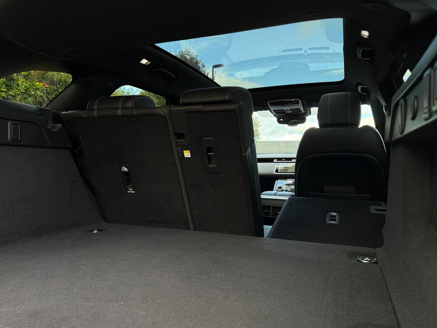 Used Land Rover Range Rover Velar 2022 for sale - 76371557: Photo 25