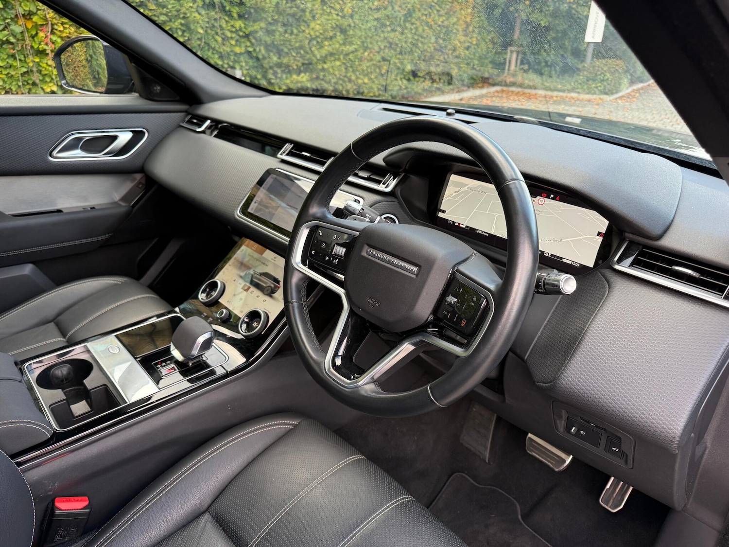 Used Land Rover Range Rover Velar 2022 for sale - 76371557: Photo 32