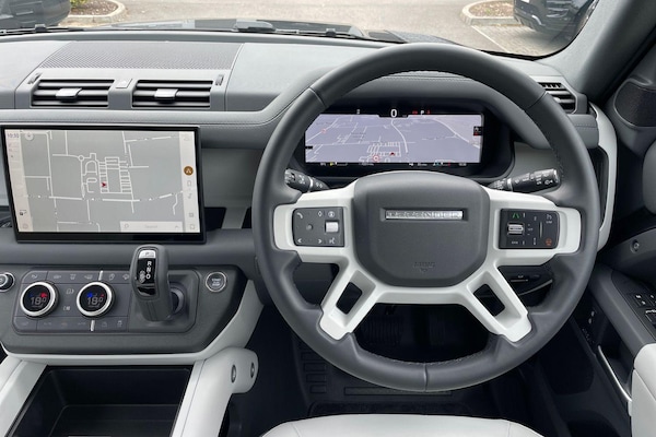 Used Land Rover Defender 90 2024 for sale - 75141410: Photo 24