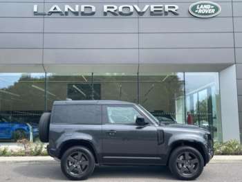 Used Land Rover Defender 2024 for sale - 75141410: Photo