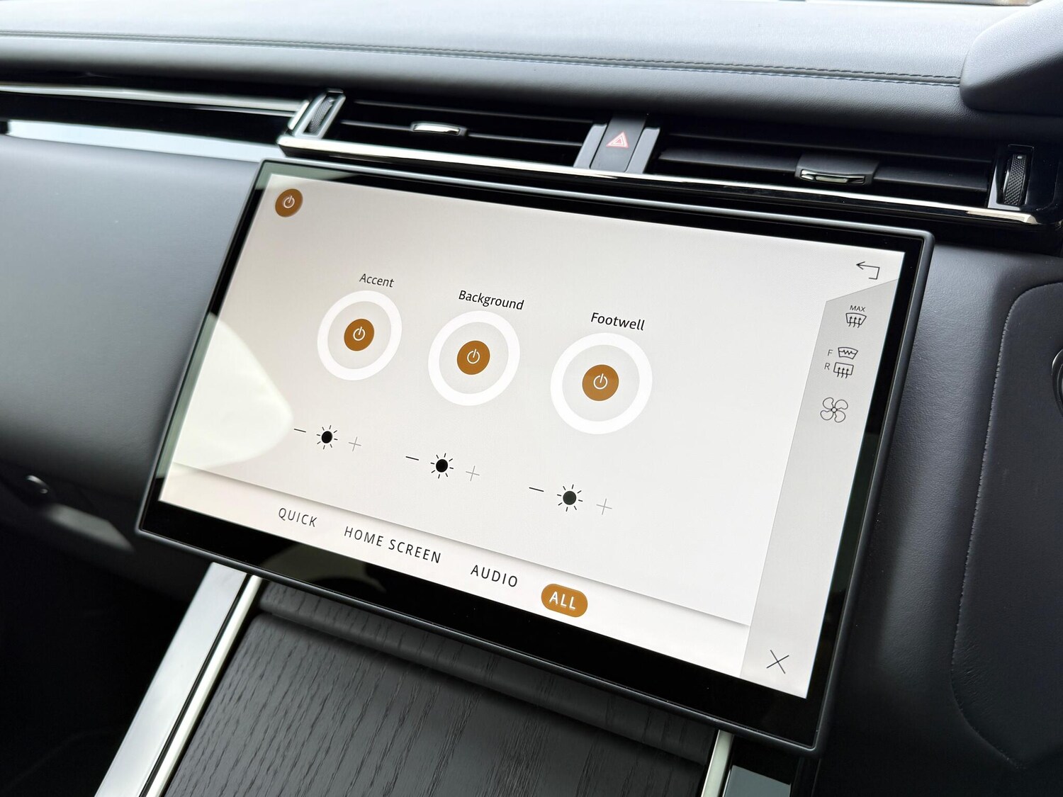 Used Land Rover Range Rover Velar 2025 for sale - 76608462: Photo 59