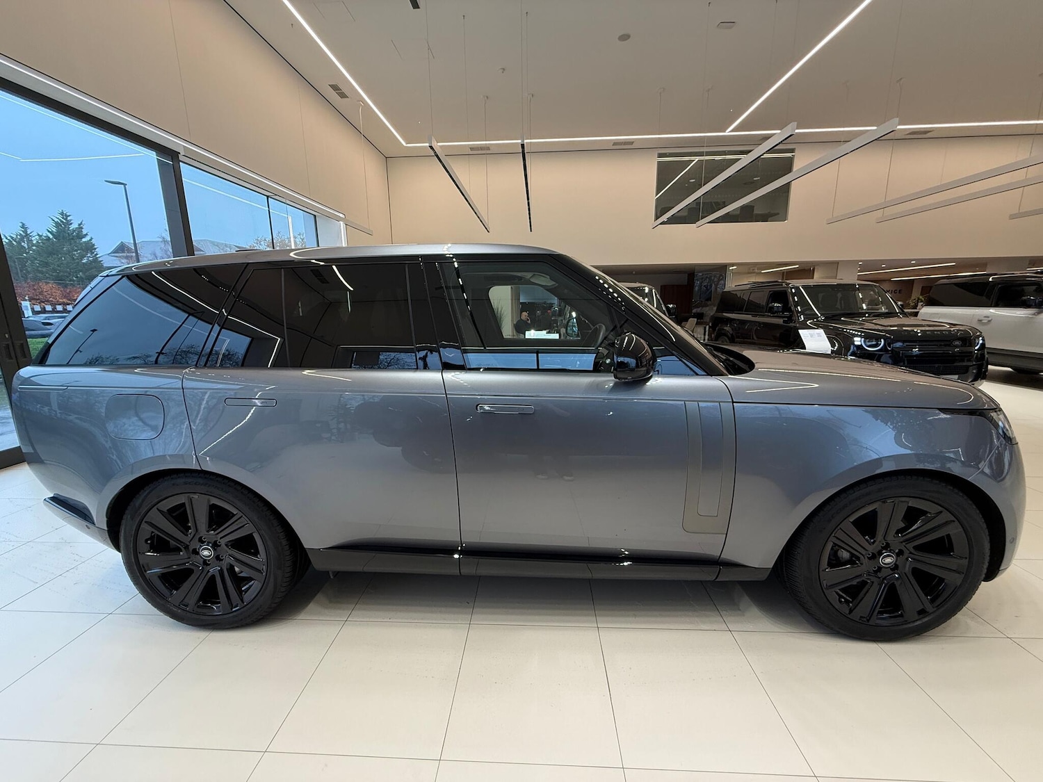 Used Land Rover Range Rover 2022 for sale - 77120307: Photo 2