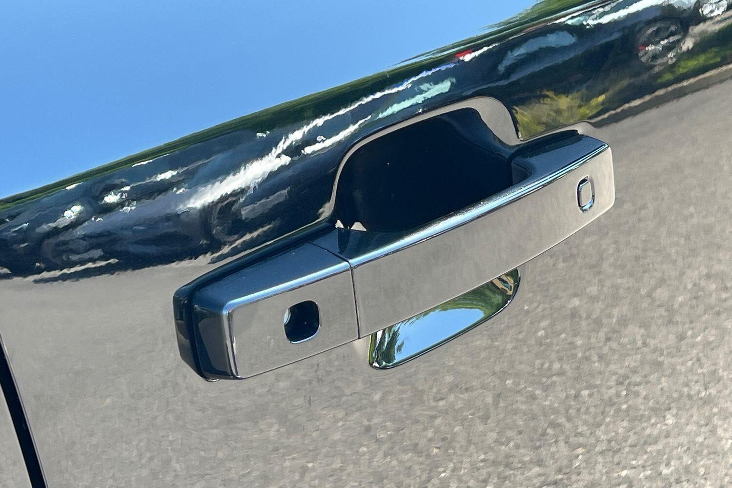 Used Land Rover Defender 2025 for sale - 77131071: Photo 19