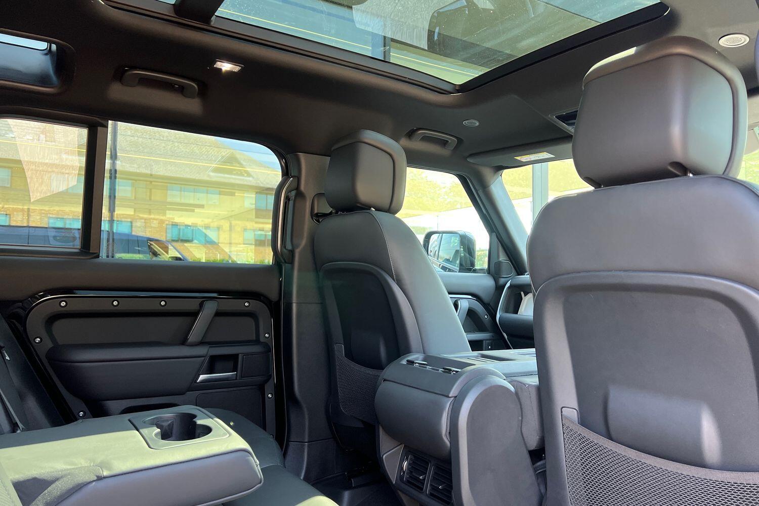 Used Land Rover Defender 2025 for sale - 77131071: Photo 33