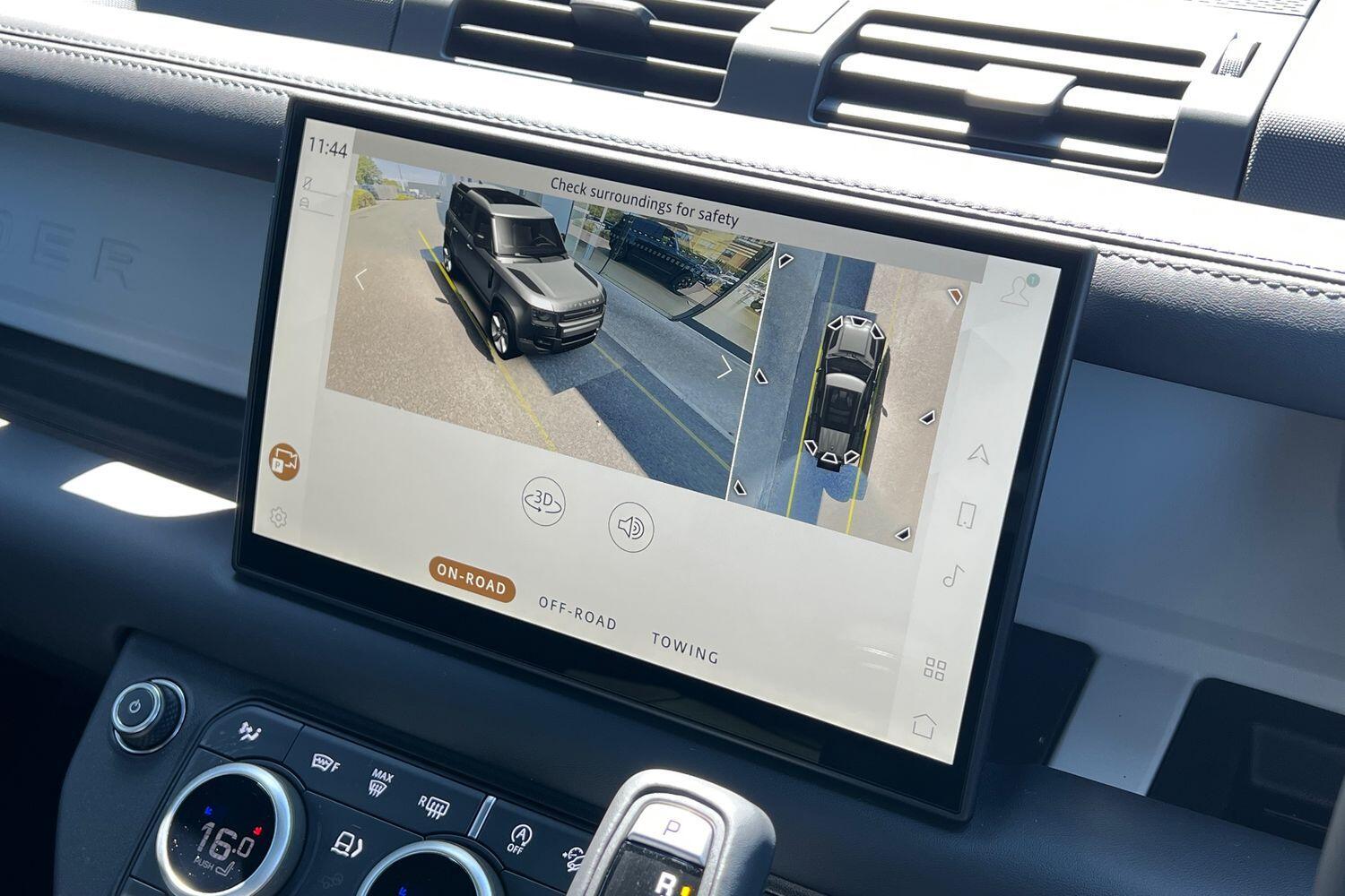 Used Land Rover Defender 2025 for sale - 77131071: Photo 7