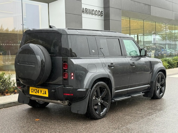 Used Land Rover Defender 110 2024 for sale - 76159050: Photo 13