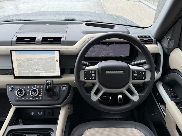 Used Land Rover Defender 110 2024 for sale - 76159050: Photo 27