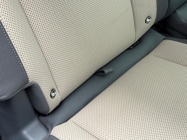Used Land Rover Defender 110 2024 for sale - 76159050: Photo 38