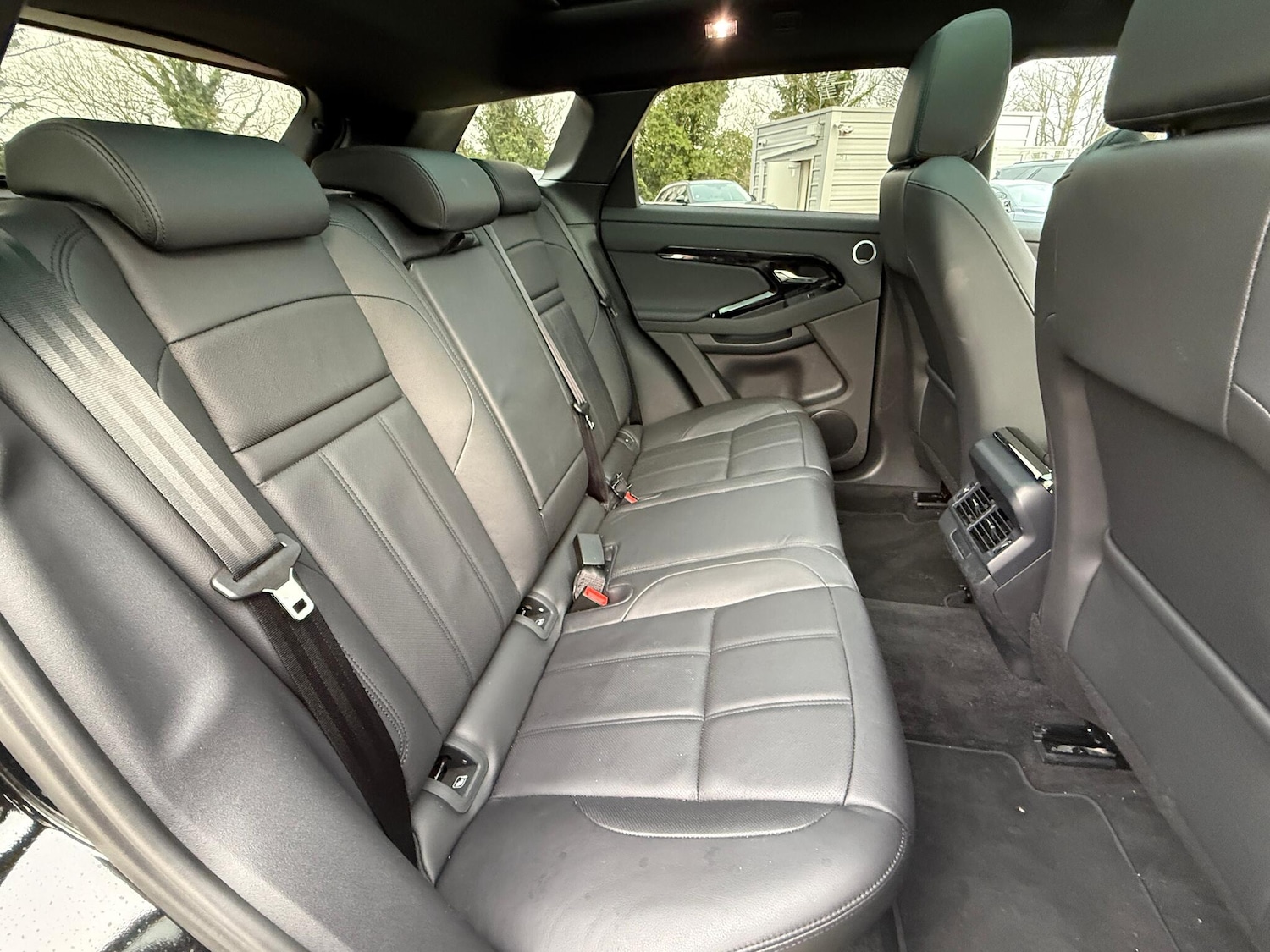 Used Land Rover Range Rover Evoque 2025 for sale - 77001079: Photo 31