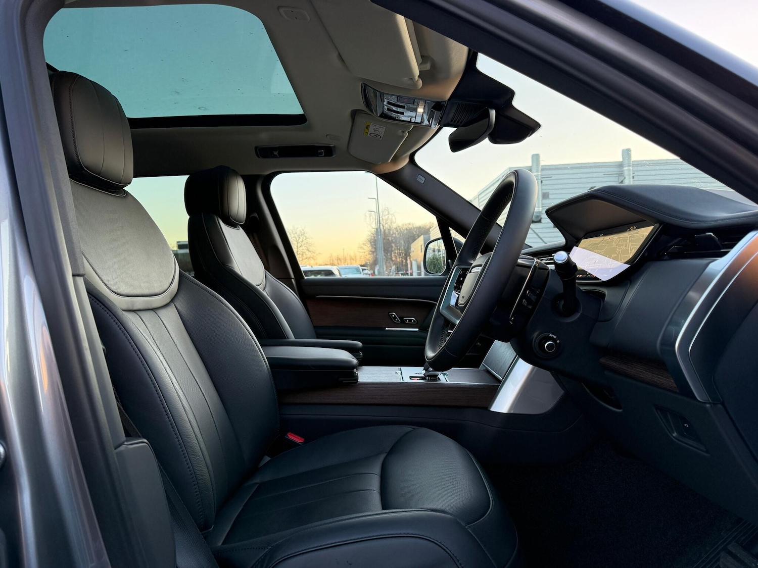 Used Land Rover Range Rover 2025 for sale - 77108750: Photo 48