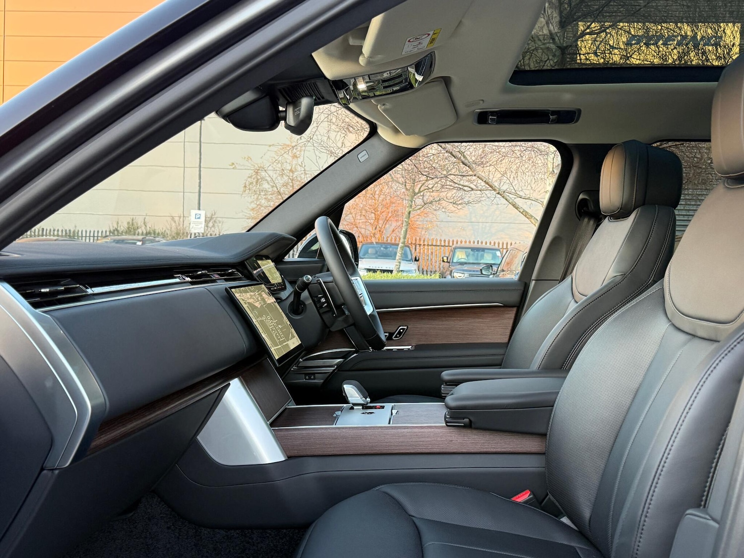 Used Land Rover Range Rover 2025 for sale - 77108750: Photo 51