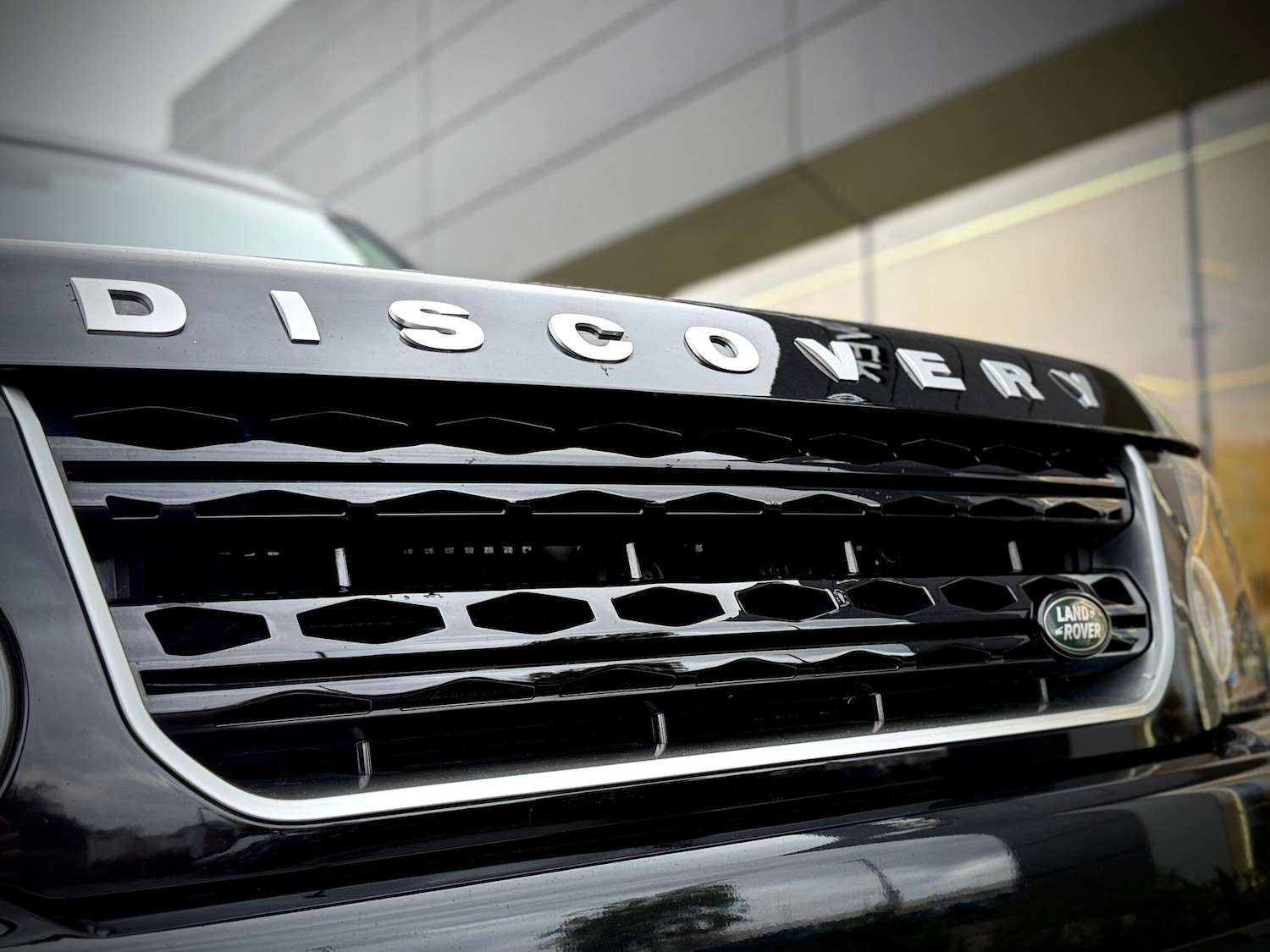 Used Land Rover Discovery 4 2016 for sale - 76689377: Photo 17