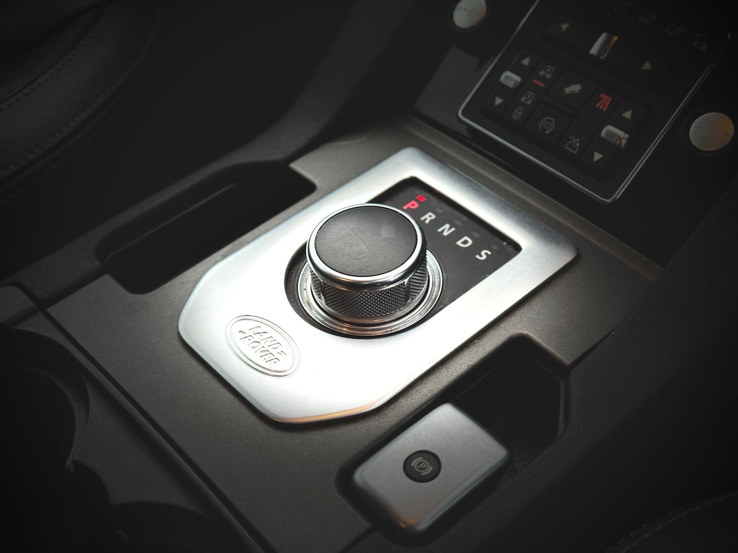 Used Land Rover Discovery 4 2016 for sale - 76689377: Photo 27