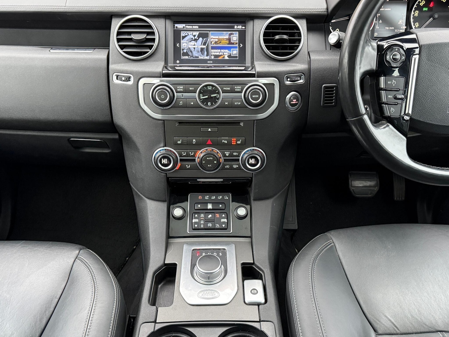 Used Land Rover Discovery 4 2016 for sale - 76689377: Photo 30