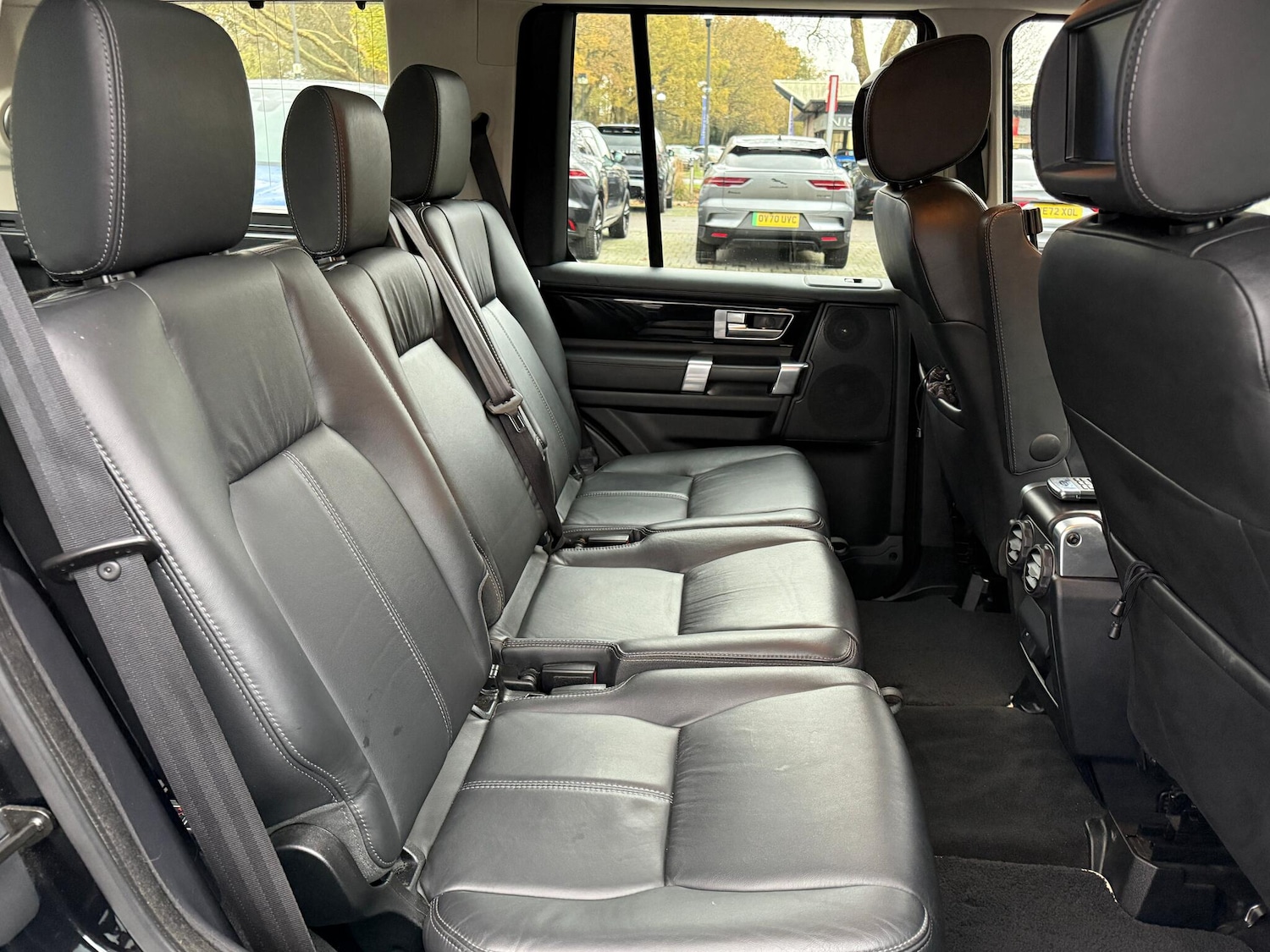 Used Land Rover Discovery 4 2016 for sale - 76689377: Photo 40