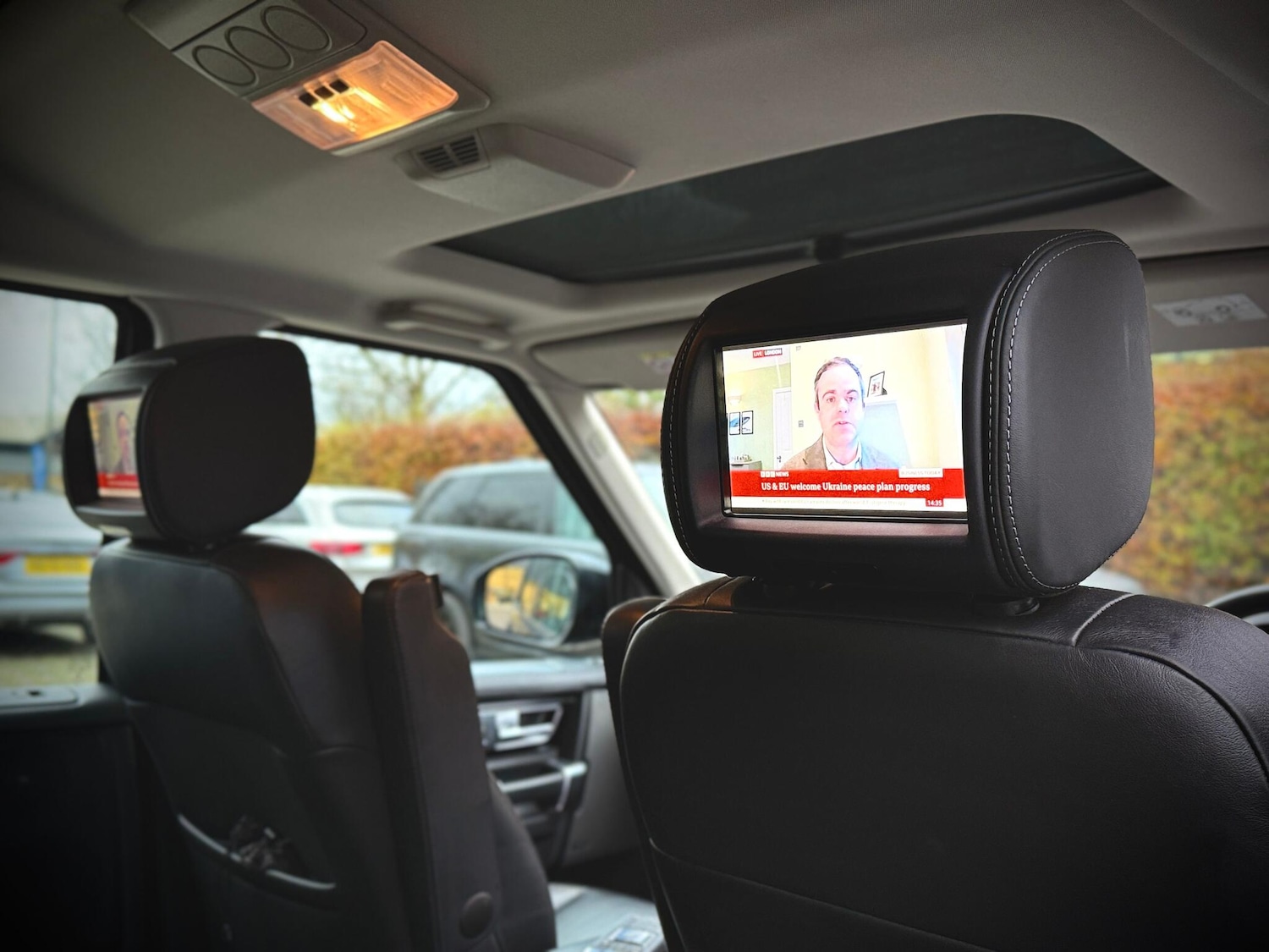 Used Land Rover Discovery 4 2016 for sale - 76689377: Photo 42