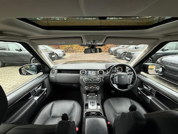 Used Land Rover Discovery 4 2016 for sale - 76689377: Photo