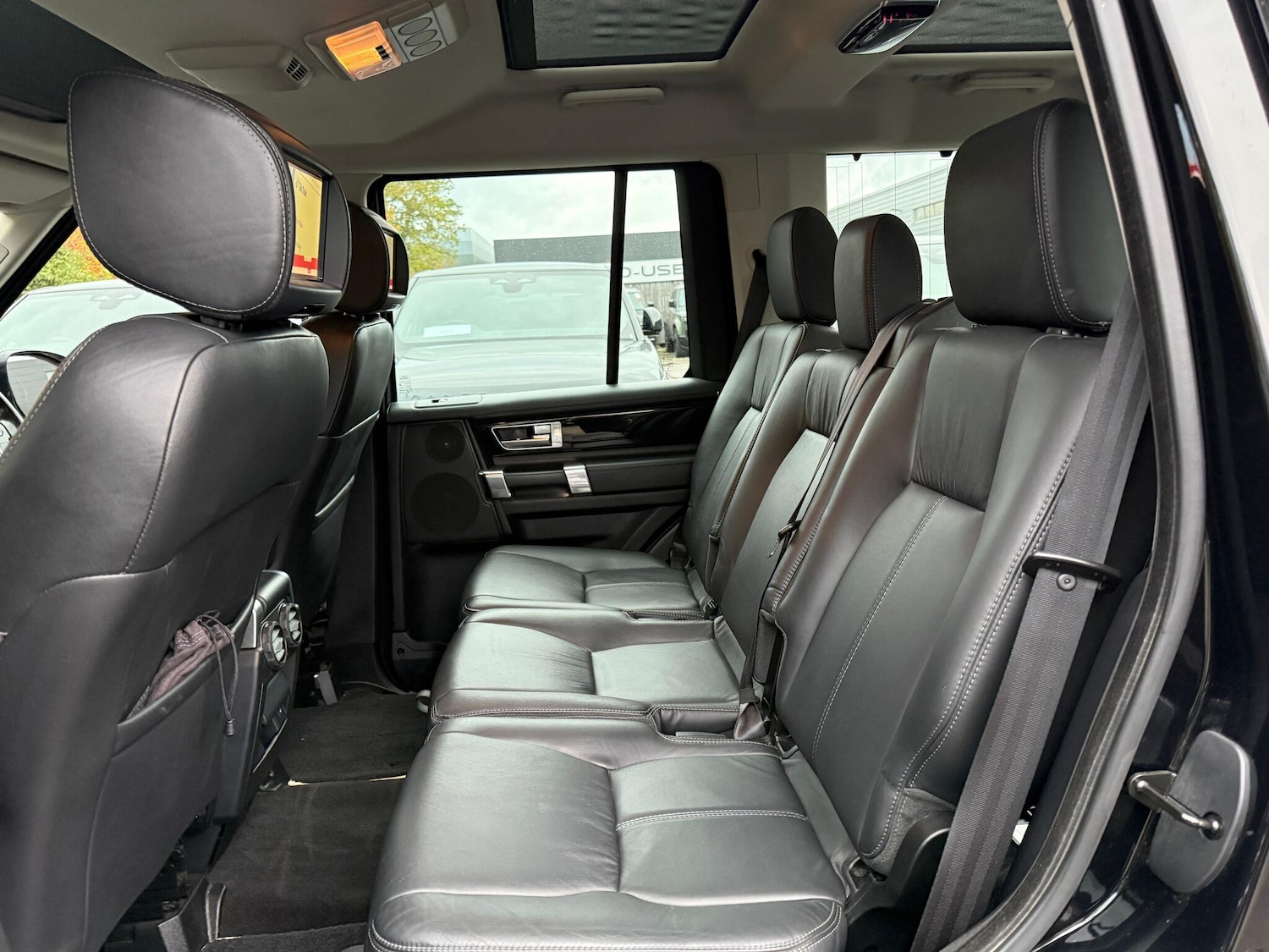 Used Land Rover Discovery 4 2016 for sale - 76689377: Photo 52