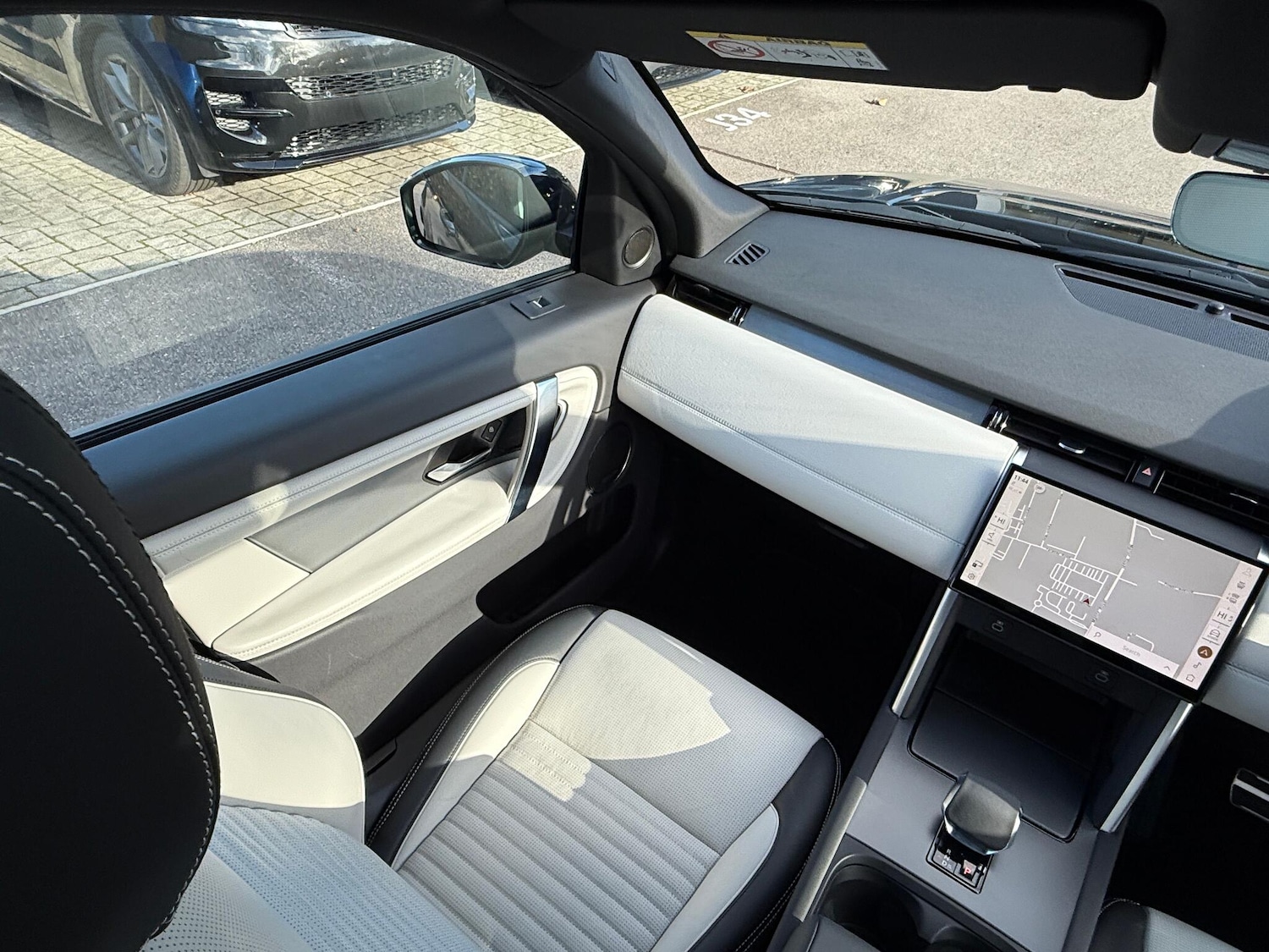 Used Land Rover Discovery Sport 2024 for sale - 76606899: Photo 23