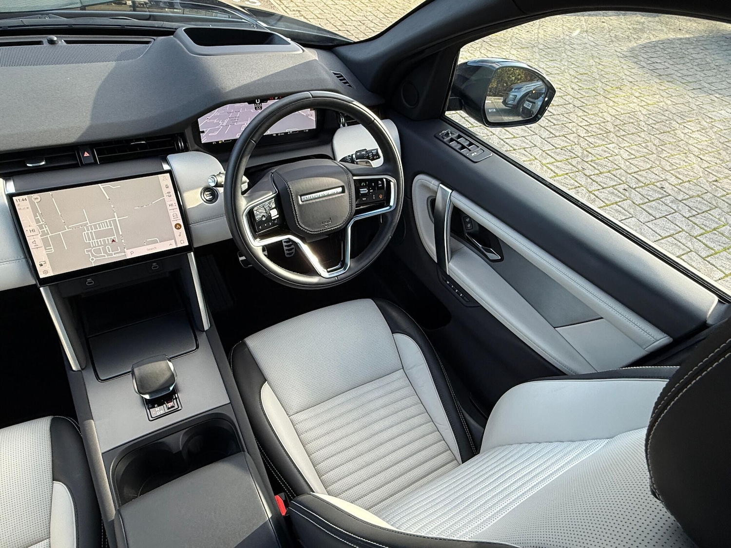 Used Land Rover Discovery Sport 2024 for sale - 76606899: Photo 27