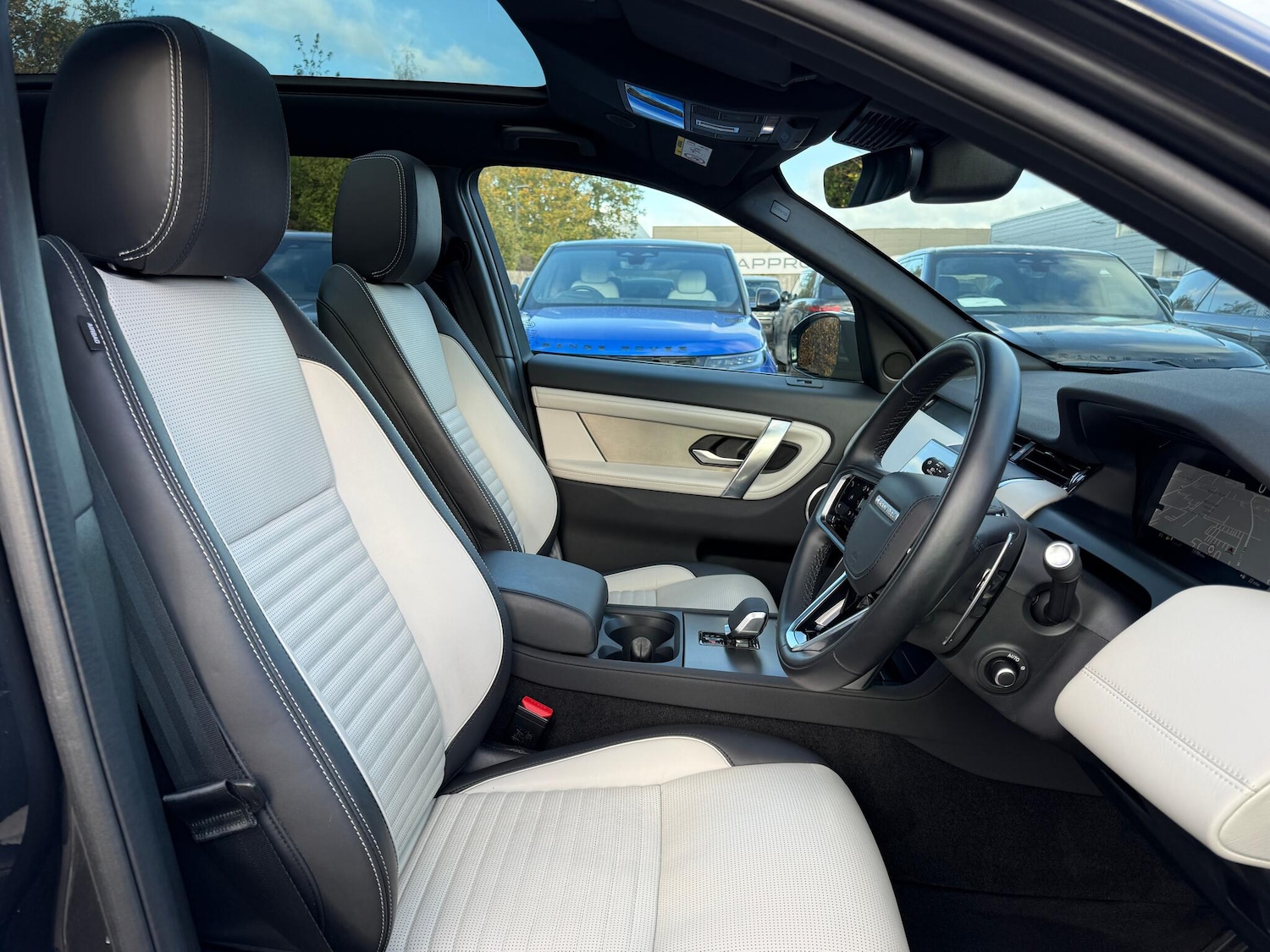 Used Land Rover Discovery Sport 2024 for sale - 76606899: Photo 40